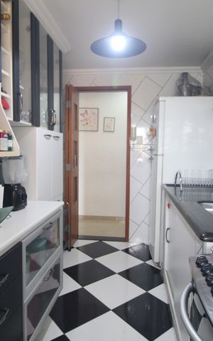 Apartamento à venda com 60m², 2 quartos e 1 vagaCozinha