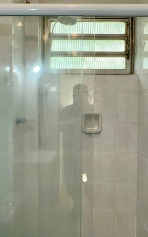 Apartamento à venda com 48m², 2 quartos e 1 vaga Apartamento à venda com 48m², 2 quartos e 1 vagaBanheiro