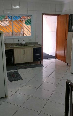 Casa à venda com 133m², 3 quartos e 2 vagas Casa à venda com 133m², 3 quartos e 2 vagasCozinha
