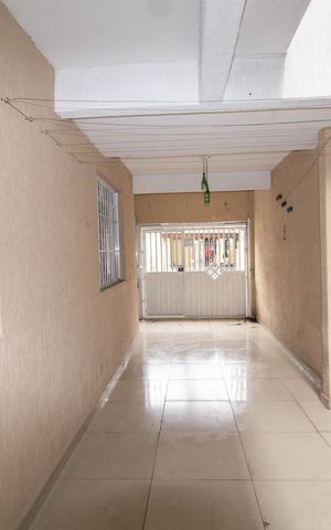 Casa à venda com 118m², 2 quartos e 2 vagas Casa à venda com 118m², 2 quartos e 2 vagasGaragem