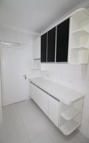 Apartamento para alugar com 142m², 4 quartos e 2 vagasCozinha