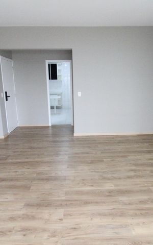 Apartamento para alugar com 142m², 4 quartos e 2 vagasSala