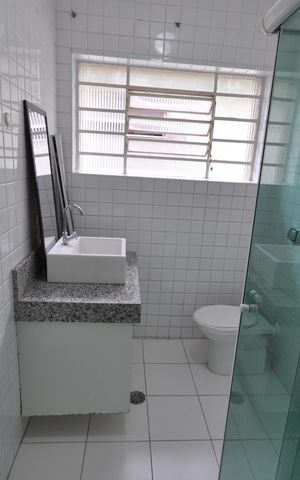 Casa à venda com 160m², 3 quartos e 2 vagasBanheiro Social