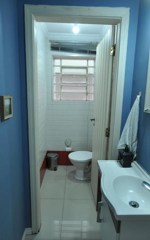 Casa à venda com 160m², 3 quartos e 2 vagasLavabo