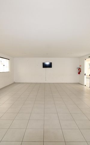 Apartamento à venda com 42m², 2 quartos e sem vagaÁrea comum