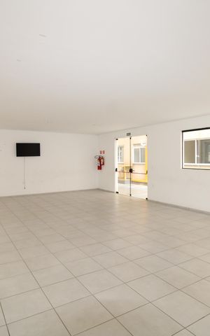 Apartamento à venda com 42m², 2 quartos e sem vagaÁrea comum