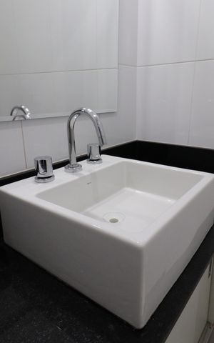 Apartamento para alugar com 70m², 3 quartos e 2 vagasBanheiro da Suíte