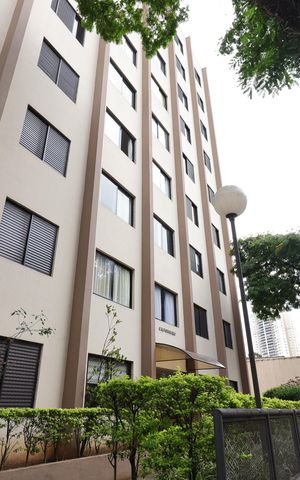 Apartamento para alugar com 70m², 3 quartos e 2 vagasFachada do bloco