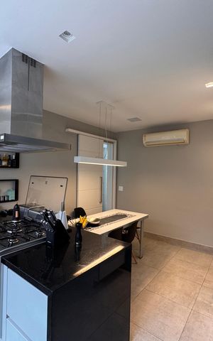 Casa de condomínio para alugar com 1003m², 7 quartos e 4 vagas Casa de condomínio para alugar com 1003m², 7 quartos e 4 vagasCozinha e Área de Serviço