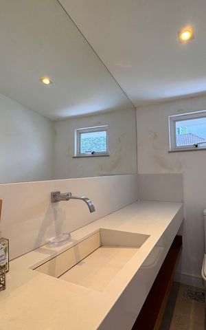 Casa de condomínio para alugar com 1003m², 7 quartos e 4 vagas Casa de condomínio para alugar com 1003m², 7 quartos e 4 vagasLavabo