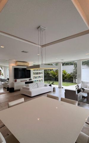 Casa de condomínio para alugar com 1003m², 7 quartos e 4 vagas Casa de condomínio para alugar com 1003m², 7 quartos e 4 vagasSala