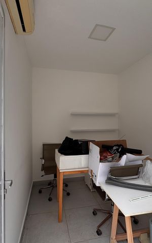 Casa de condomínio para alugar com 1003m², 7 quartos e 4 vagas Casa de condomínio para alugar com 1003m², 7 quartos e 4 vagasQuarto apoio 1
