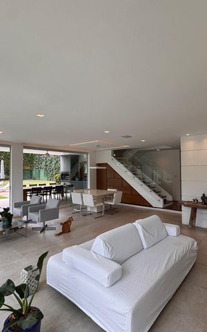 Casa de condomínio para alugar com 1003m², 7 quartos e 4 vagas Casa de condomínio para alugar com 1003m², 7 quartos e 4 vagasSala