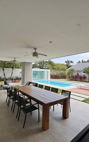 Casa de condomínio para alugar com 1003m², 7 quartos e 4 vagas Casa de condomínio para alugar com 1003m², 7 quartos e 4 vagasVaranda Gourmet