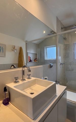 Casa de condomínio para alugar com 1003m², 7 quartos e 4 vagas Casa de condomínio para alugar com 1003m², 7 quartos e 4 vagasSuíte 3 - Banheiro