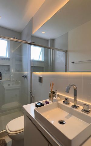 Casa de condomínio para alugar com 1003m², 7 quartos e 4 vagas Casa de condomínio para alugar com 1003m², 7 quartos e 4 vagasSuíte 4 - Banheiro