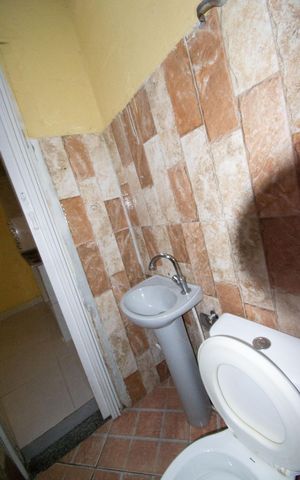 Casa para alugar com 40m², 1 quarto e sem vaga