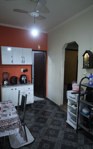 Casa à venda com 200m², 4 quartos e 3 vagasCozinha