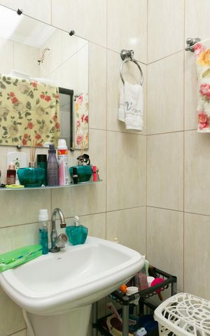 Casa à venda com 200m², 5 quartos e 3 vagas Casa à venda com 200m², 5 quartos e 3 vagasBanheiro da Suíte 2