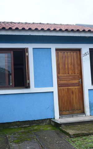 Casa para alugar com 52m², 2 quartos e 1 vagaÁrea externa