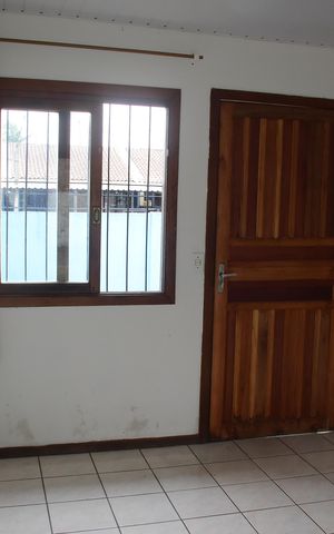 Casa para alugar com 52m², 2 quartos e 1 vagaSala