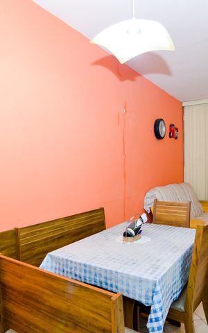 Casa à venda com 166m², 3 quartos e 2 vagasSala