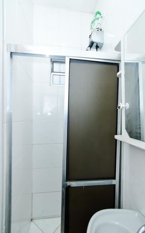 Casa à venda com 166m², 3 quartos e 2 vagasBanheiro da Suíte 2