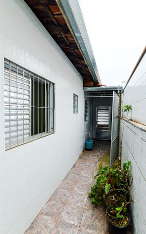 Casa à venda com 166m², 3 quartos e 2 vagasQuintal