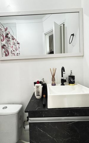 Apartamento à venda com 55m², 2 quartos e 2 vagas Apartamento à venda com 55m², 2 quartos e 2 vagasBanheiro