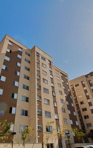 Apartamento para alugar com 45m², 2 quartos e 1 vaga Apartamento para alugar com 45m², 2 quartos e 1 vagaFachada