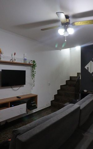 Casa para alugar com 88m², 3 quartos e 1 vagaSala