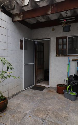 Casa para alugar com 88m², 3 quartos e 1 vagaQuintal