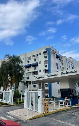 Apartamento para alugar com 55m², 2 quartos e 1 vaga Apartamento para alugar com 55m², 2 quartos e 1 vagaFachada