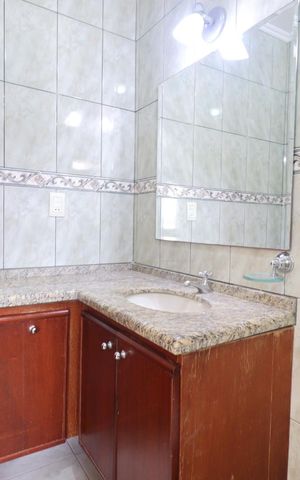 Apartamento para alugar com 96m², 3 quartos e 1 vaga Apartamento para alugar com 96m², 3 quartos e 1 vagaBanheiro suite