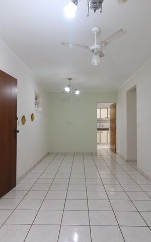 Apartamento para alugar com 96m², 3 quartos e 1 vaga Apartamento para alugar com 96m², 3 quartos e 1 vagaSala