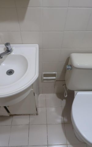 Apartamento à venda com 43m², 1 quarto e sem vagaBanheira