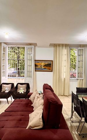 Casa à venda com 250m², 3 quartos e sem vaga