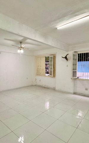 Casa à venda com 250m², 3 quartos e sem vaga