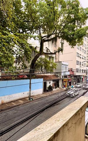 Casa à venda com 250m², 3 quartos e sem vaga