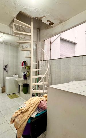 Casa à venda com 250m², 3 quartos e sem vaga