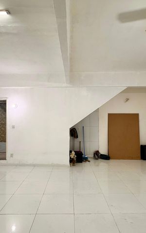 Casa à venda com 250m², 3 quartos e sem vaga