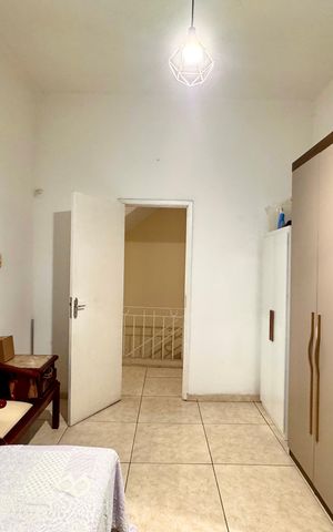 Casa à venda com 250m², 3 quartos e sem vaga