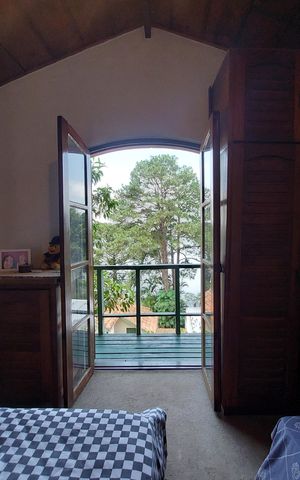 Casa à venda com 960m², 6 quartos e 1 vaga Casa à venda com 960m², 6 quartos e 1 vagaSuite