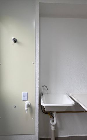 Apartamento para alugar com 46m², 2 quartos e 1 vaga Apartamento para alugar com 46m², 2 quartos e 1 vagaÁrea de Serviço