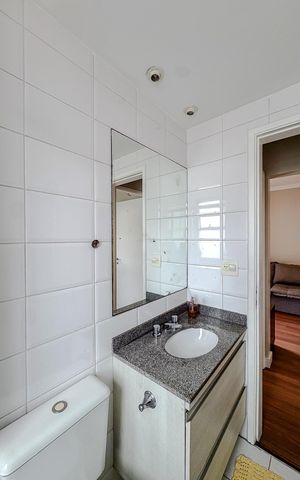 Apartamento à venda com 60m², 2 quartos e 1 vaga Apartamento à venda com 60m², 2 quartos e 1 vagaBanheiro