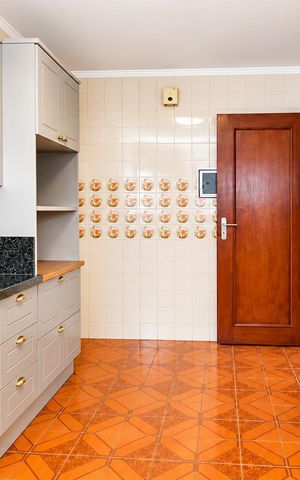 Apartamento para alugar com 70m², 2 quartos e 1 vaga Apartamento para alugar com 70m², 2 quartos e 1 vagaCozinha