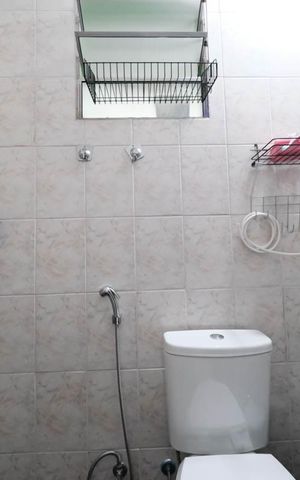 Casa para alugar com 70m², 2 quartos e 2 vagasBanheiro 2