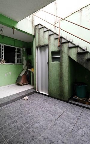 Casa para alugar com 70m², 2 quartos e 2 vagasÁrea externa