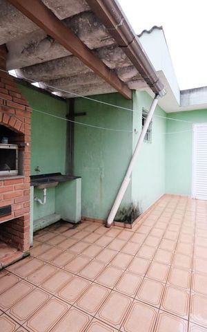 Casa para alugar com 70m², 2 quartos e 2 vagasÁrea externa