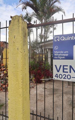 Casa à venda com 70m², 3 quartos e 5 vagasPlaca